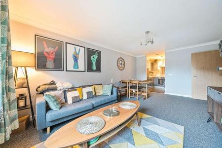 Viridian Square, Aylesbury, HP21 - Photo 5