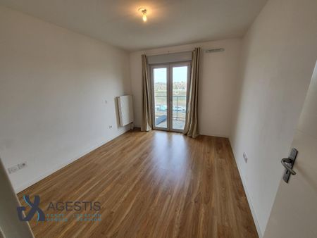Location Appartement 2 pièces 38m² LA ROCHETTE 77000 - Photo 3