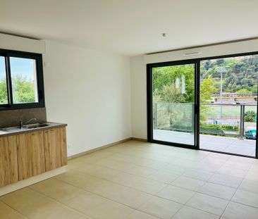 Location Appartement 3 pièces 63m² CAGNES SUR MER 06800 - Photo 6