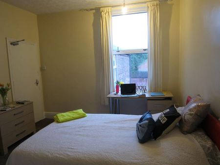 8 bedroom house to rent - Photo 4