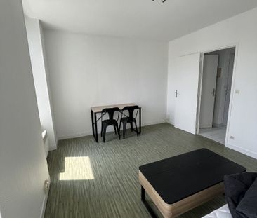 Location Appartement 1 pièce 28m² - Photo 1