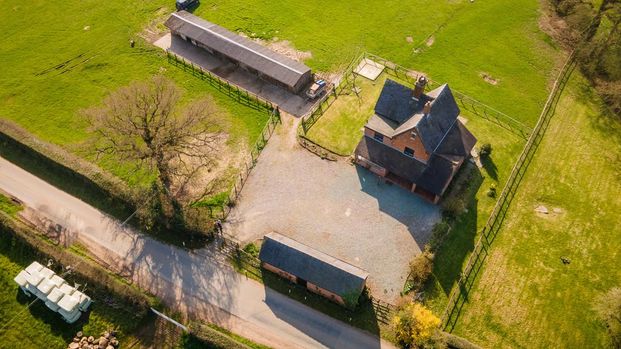 3 bedroom farm house to rent - Photo 1