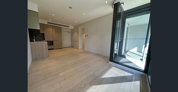 Macquarie Park - Luxurious Urban Living | Elegant Designer interiors & Timber Floors - Photo 1