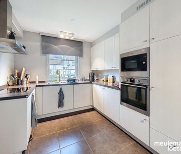 Lichtrijke woning met inpandige garage - Foto 4