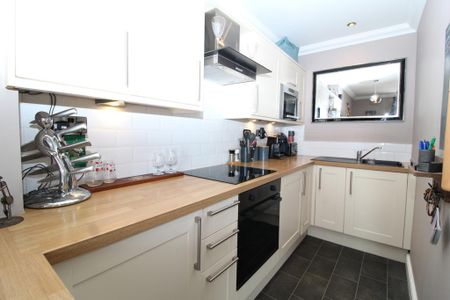 1 bedroom terraced house to rent - Photo 4