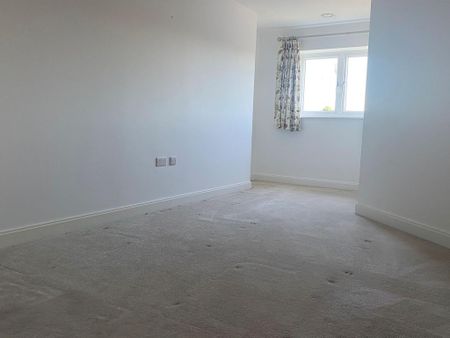 2 bedroom retirement property to rent - Photo 2