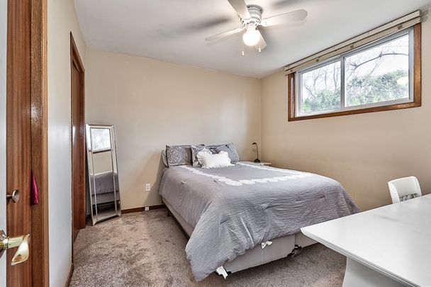 For Lease - 1454 Willowdown Road, Oakville, Ontario - Photo 1