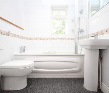 1 bedroom flat to rent - Photo 6