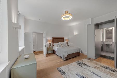 4 bedroom flat to rent - Photo 5