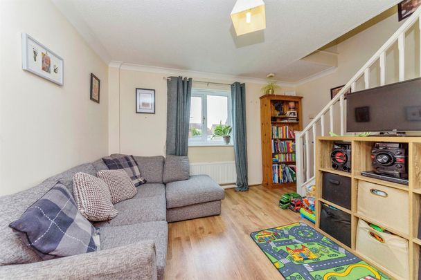 Blackthorn, Stamford - Photo 1