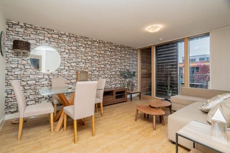 2 bedroom apartment to rent - Photo 2