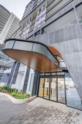 For Lease - 3240 William Coltson Avenue Unit# 2002, Oakville, Ontario - Photo 1