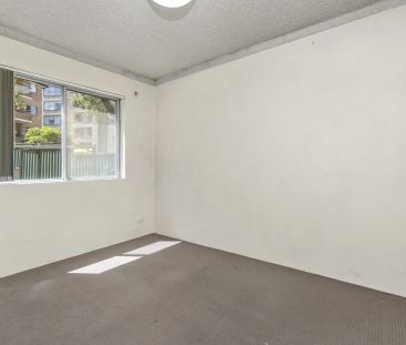 Spacious 2-Bedroom apartment - Photo 3