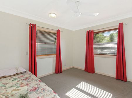 34 Muriel Ave, Moorooka QLD 4105 - House For Rent | Domain - Photo 3