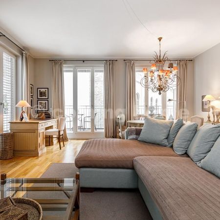 French Inspired: mit Kamin & Tiefgarage - Photo 2