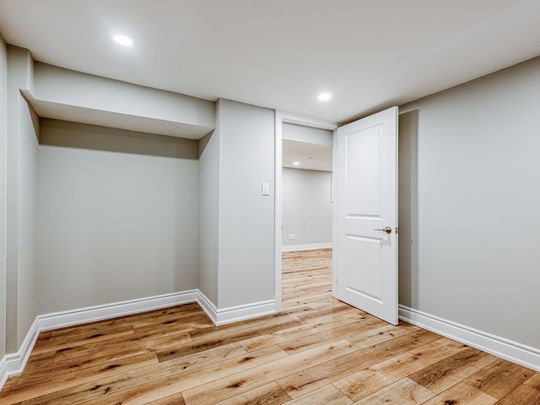 For Lease - 60 Thirteenth Street Unit# Lower, Toronto, Ontario - Photo 1