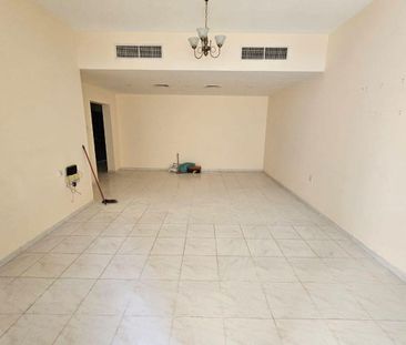 Free parking\Central AC\Built-in wardrobes\Open vi - Photo 1