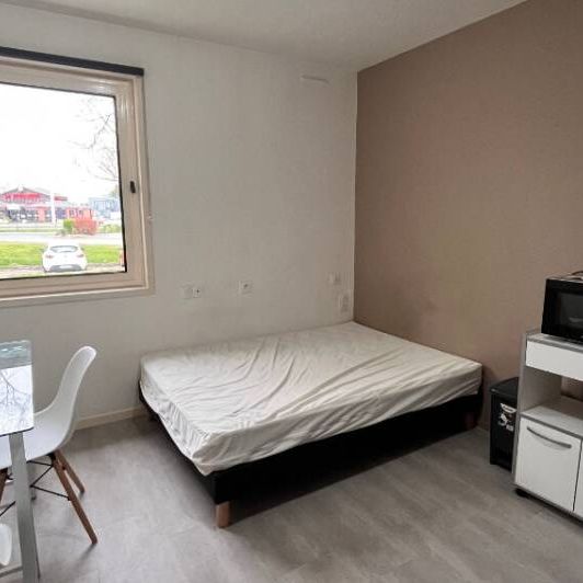Studio meublé - CHASSENEUIL DU POITOU - Photo 1