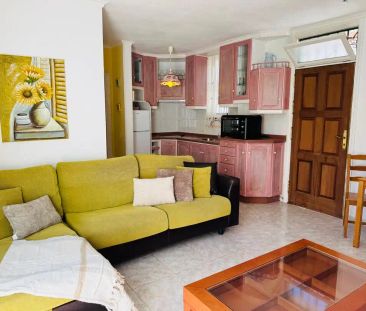Apartamento de alquiler en Calle Hercules, Costa del Silencio - Photo 2