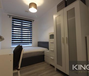 4 bedroom detached bungalow to rent - Photo 6