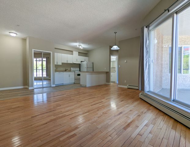 Legislative Estates Apartments | 9731 105 Street NW, Edmonton - Photo 1