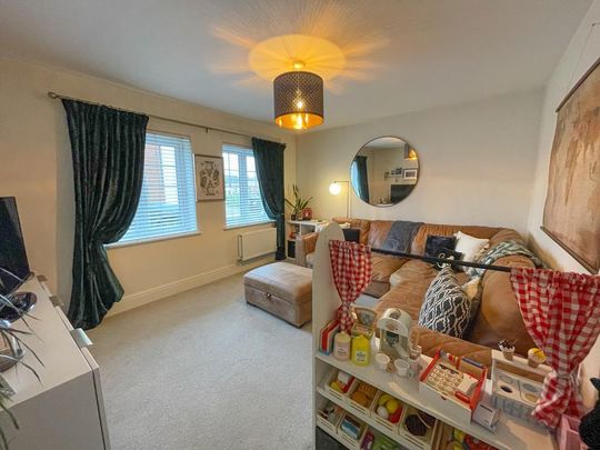 3 bedroom detached house to rent - Photo 1