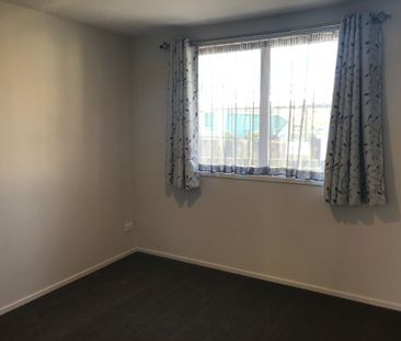 Smart & Suave on Station! - Photo 4