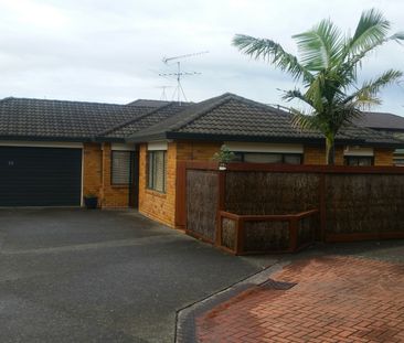 WELL PRESENTED BRICK AND TILE HOME - Photo 3
