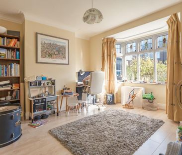 3 bedroom semi-detached house to rent - Photo 2