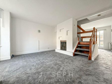 3 bedroom terraced house to rent - Photo 3