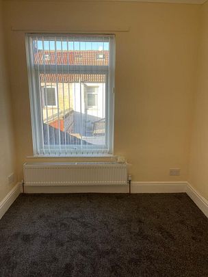 United Kingdom, Magdalen Street, TS3 6DX, Middlesbrough - Photo 1