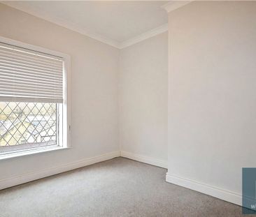 Huddersfield Road, Mirfield, West Yorkshire, WF14 - Photo 5