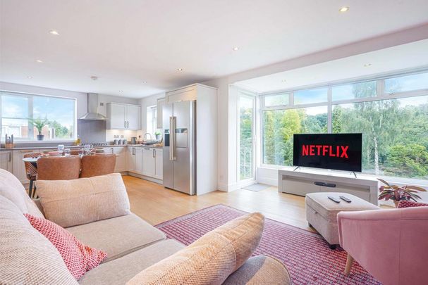 2 bedroom serviced apartment to rent - Photo 1