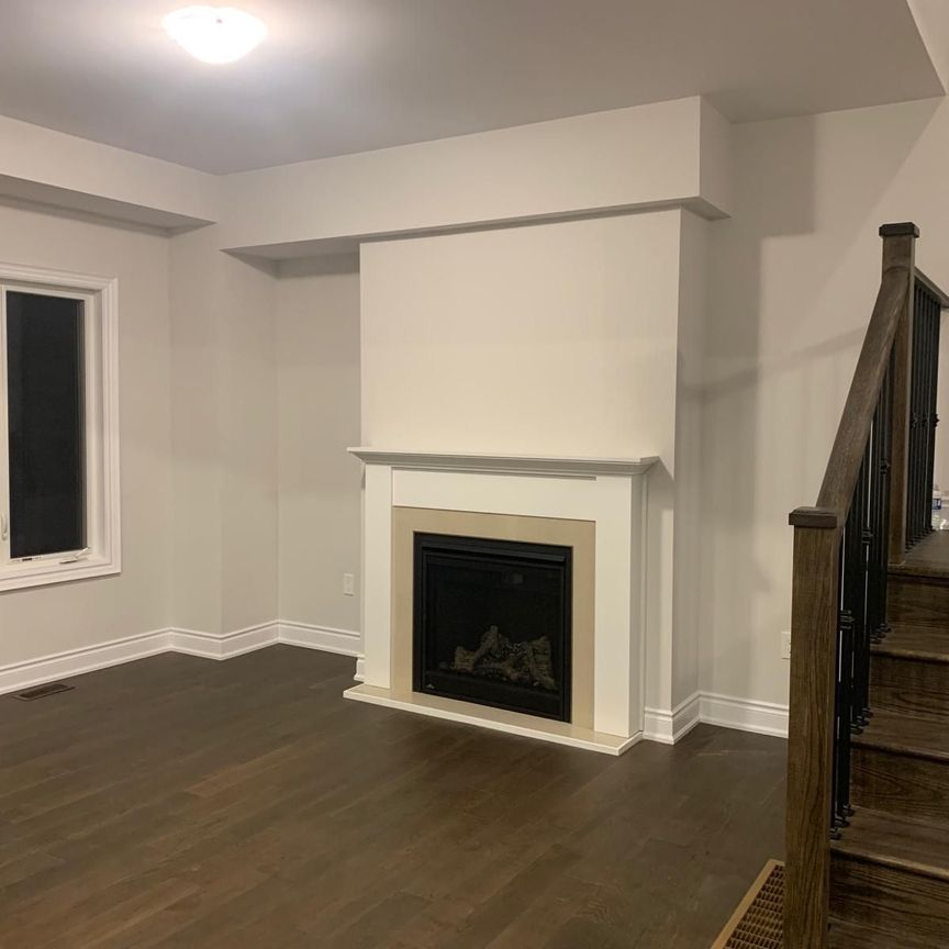 For Lease - 14 Philip Joseph Lane, Uxbridge, Ontario - Photo 1