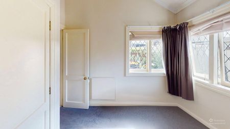 City Centre - 2 Bedrooms - Photo 4