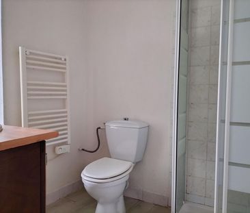 Appartement 1 pièces 21m2 MARSEILLE 11EME 380 euros - Photo 6