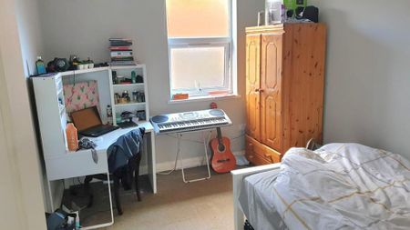 Mixed use to rent - Photo 3