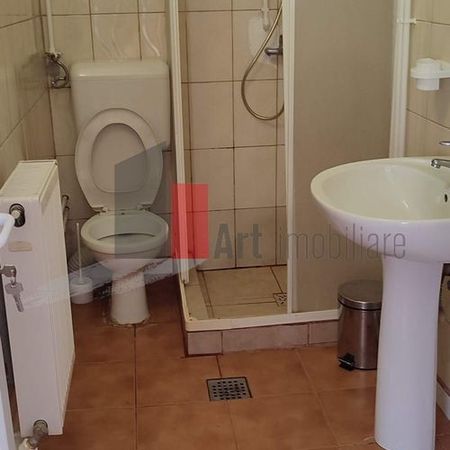 Garsoniera de inchiriat in zona Damaroaia - Fotografie 4