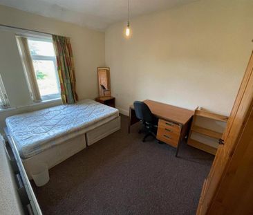 3 bedroom terraced house to rent - Photo 4