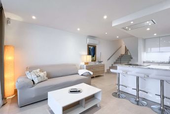 Carretera dArtà, 88, Port d'Alcúdia, Balearic Islands 07400