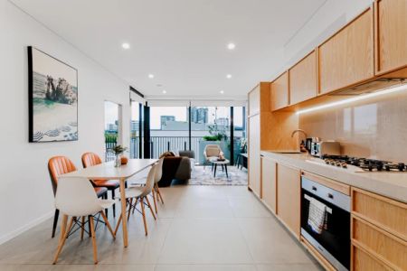 832 Elizabeth st, Sydney - Photo 2