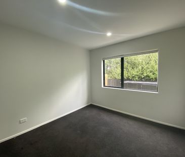 PAPAKURA, 4 BEDROOMS - Photo 4