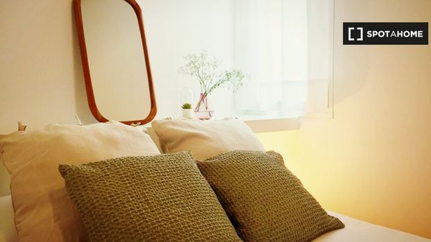 madrid, Community of Madrid 28012 - Photo 1