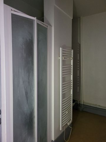Location Appartement 4 pièces 89m² BESANCON 25000 - Photo 4