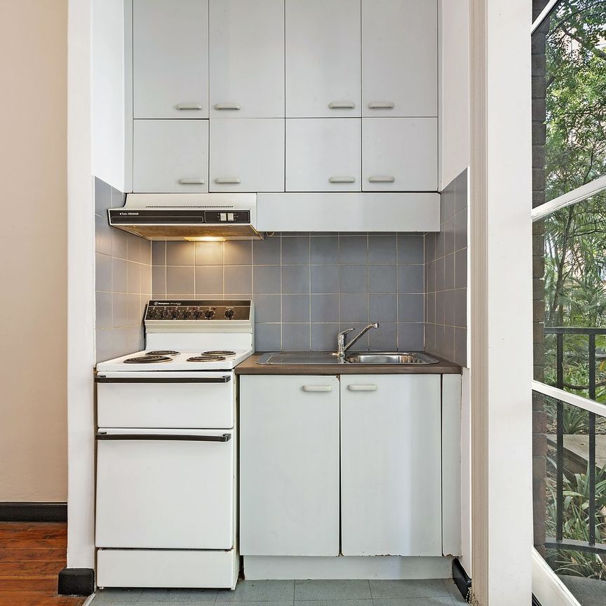 Lovely Quaint and Quiet Studio in Private Enclave - Photo 1