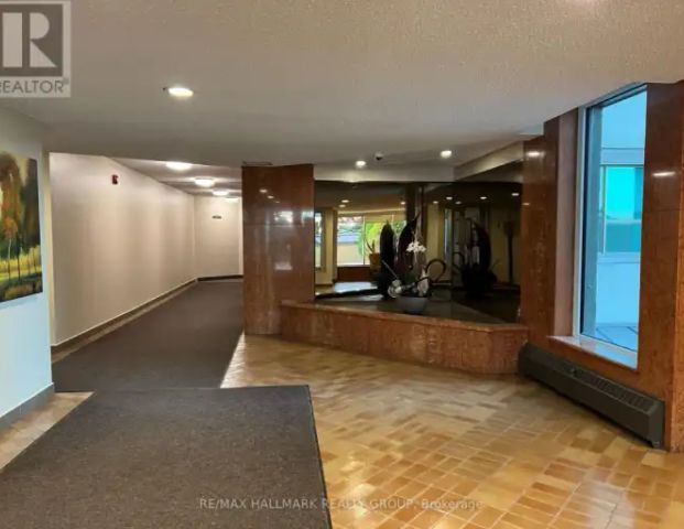 102 - 555 BRITTANY DRIVE | 102 - 555 BRITTANY DRIVE, Ottawa - Photo 1