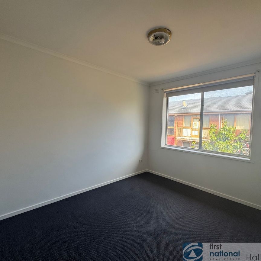 8/1 Hemmings Street, 3175, Dandenong Vic - Photo 1