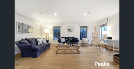 Family Residence In Prestigious St Johns Heights - Photo 3