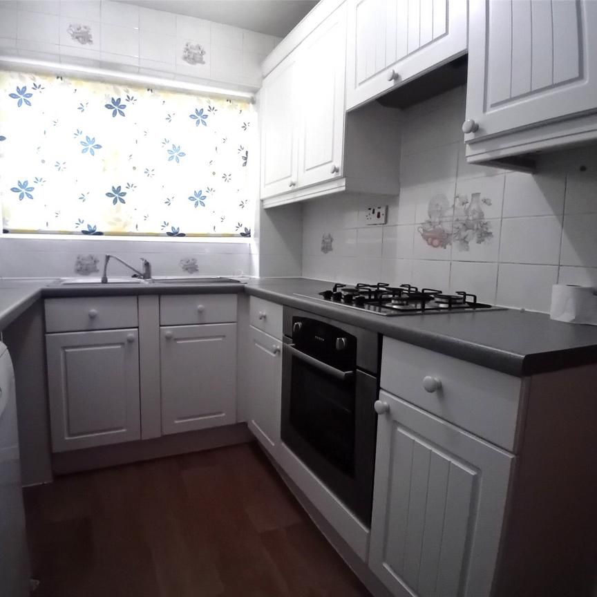 3 bedroom terraced house to rent - Photo 1