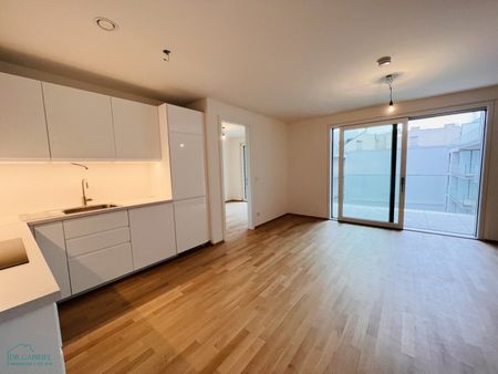 HELLE UND TOP AUSGESTATTETE NEUBAUMIETE MIT GROSSER LOGGIA - Photo 5